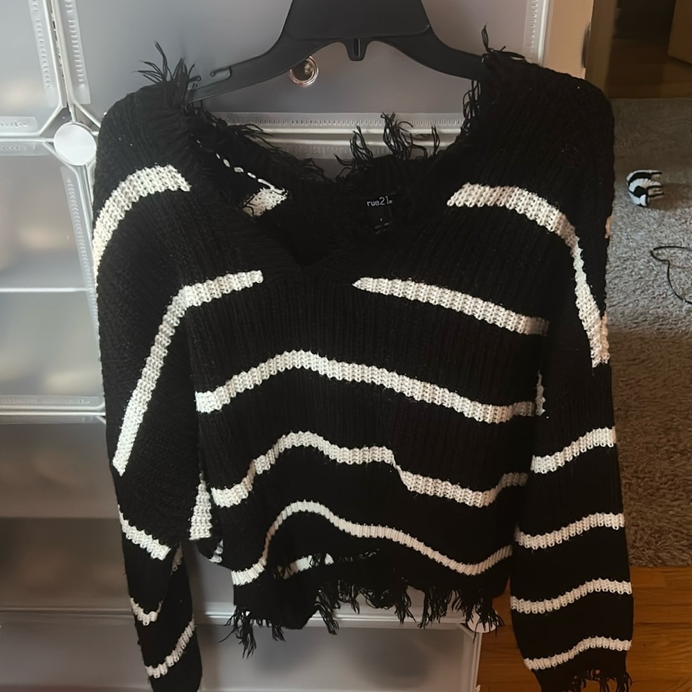 cropped sweater